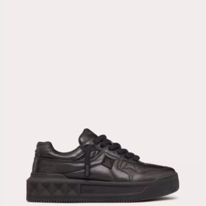 VALENTINO ONE STUD