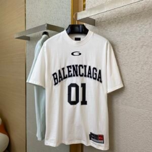 BALENCIAGA T-SHIRT