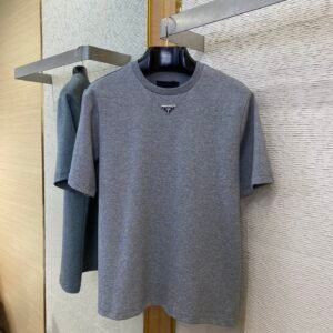 PRADA T-SHIRT